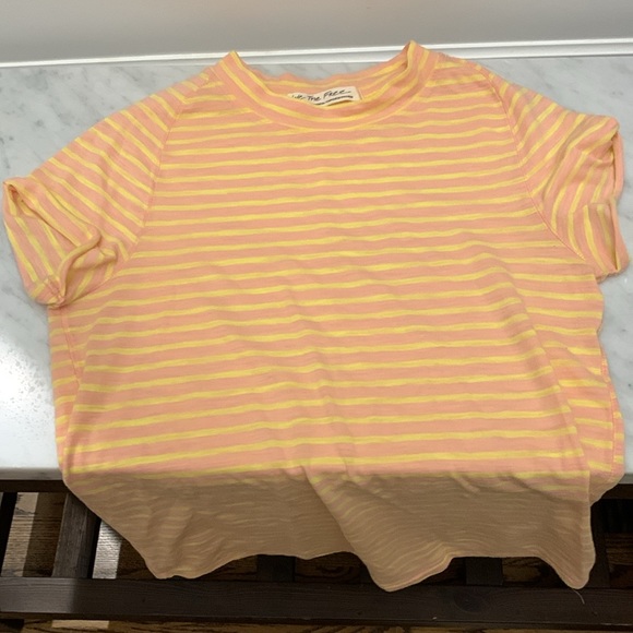 💜 FREE PEOPLE Womens Pink Striped Short Sleeve Crew Neck T-Shirt in S - Picture 7 of 7